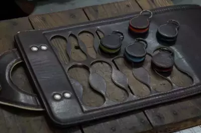 思い出ランドセルのリメイクサービスが 開始から10年で依頼数10倍に　 母から子へ贈る、お財布や通帳ケースへのアップサイクルが人気