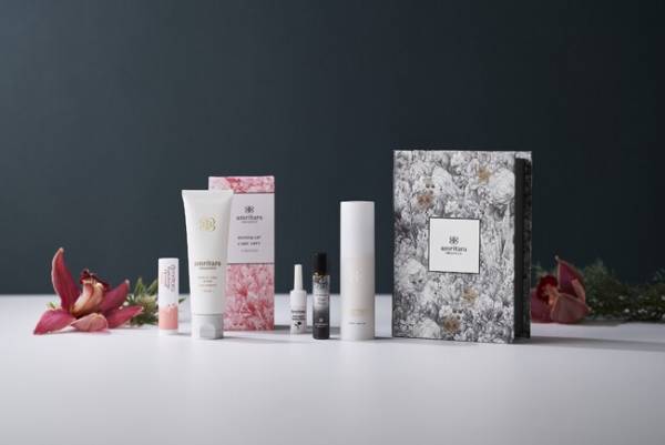 国産オーガニックコスメ「アムリターラ」からの“美の贈り物”冬コフレ2種発売