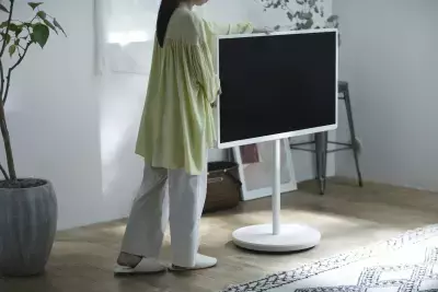 壁に掛けられる・移動できる・持ち運べる！パナソニックのテレビ「くらしスタイルシリーズ」