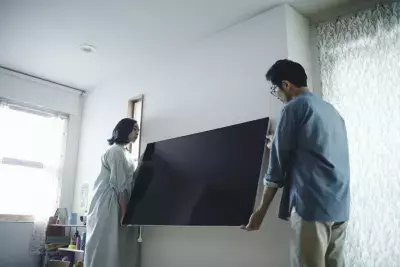 壁に掛けられる・移動できる・持ち運べる！パナソニックのテレビ「くらしスタイルシリーズ」