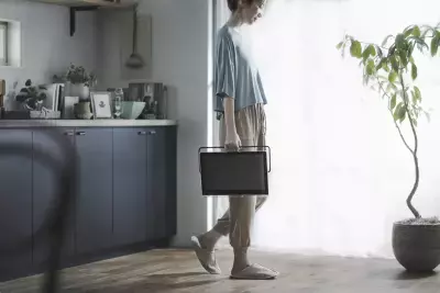 壁に掛けられる・移動できる・持ち運べる！パナソニックのテレビ「くらしスタイルシリーズ」