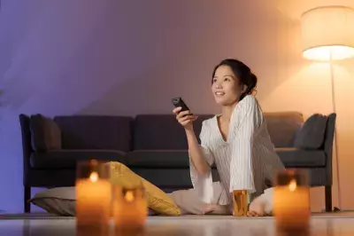 壁に掛けられる・移動できる・持ち運べる！パナソニックのテレビ「くらしスタイルシリーズ」