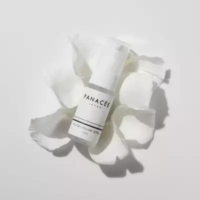 発売から1ヶ月で完売！ まつげ美容液「パナセ フォーディラッシュボリュームセラム」11/1から販売開始