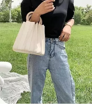 内田理央さん、野呂佳代さん注目の「ラップ風オールインワン」他人気アイテム