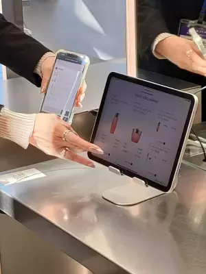 リアルとデジタルを融合し、お客様の“もっと”を叶える新たなサロン形態『Smart Salon』