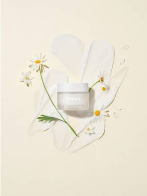 夏の肌にクールな潤いのご褒美を！「FEMMU」よりスリーピングマスク誕生