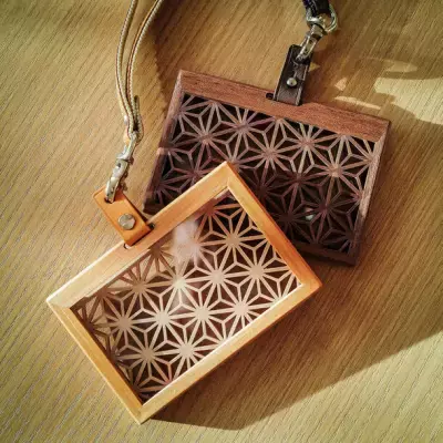 日本伝統の組子細工で製作した高級IDカードケース「Ichie」を発売！秋田県産ヤマザクラを使用