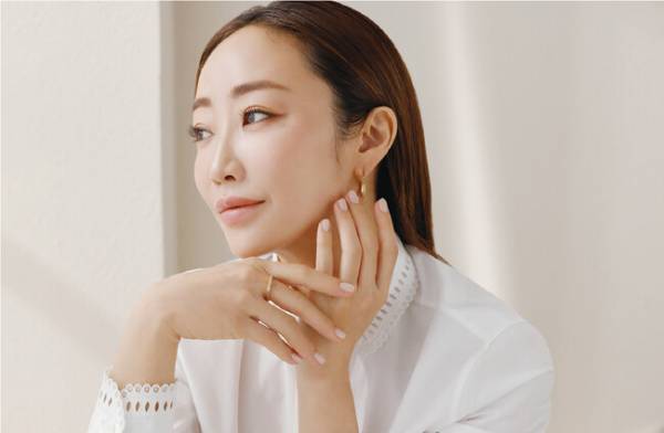 ひと塗りで叶えるナチュラル美爪！神崎恵プロデュース”爪ファンデ”数量限定発売