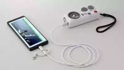 手回し充電を廃止した「防災セットに入れておくと便利な 『ミニラジオライト』」を9月中旬販売開始