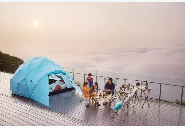 星野リゾート「リゾナーレトマム」で雲海テラスキャンプを体験