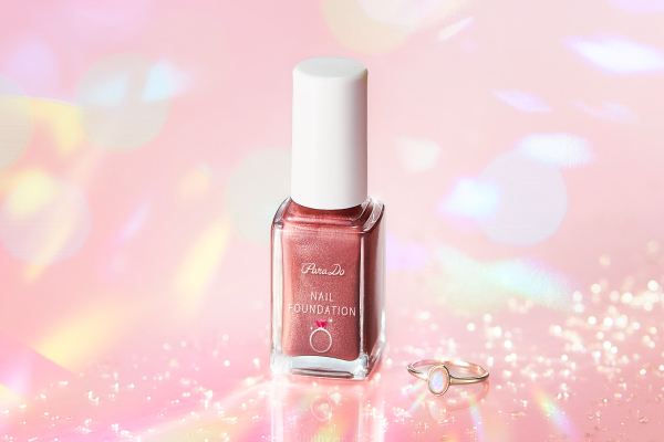 くすみレッド×オパールの輝き！「パラドゥ ネイルファンデーション」限定色発売