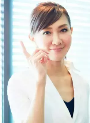 透明感対策の新常識は、光を使った「自宅での」ブライトケアがおすすめ！