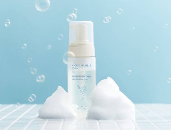 ファインバブルで毛穴汚れも皮脂も一掃！「マキアレイベル」の無添加泡洗顔