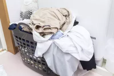 ついため込みがちの洗濯物…“まとめ洗い”には「ジェルボール」タイプの洗剤が理想的！