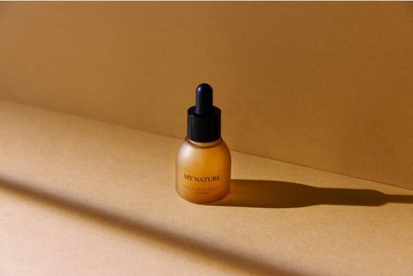 就寝中に頭皮の集中ケア！“地肌力”を高めるマイナチュレの夜用頭皮美容液