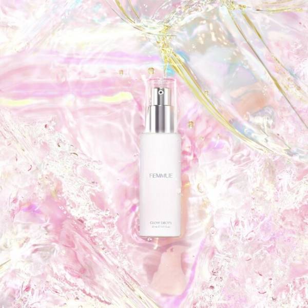 「FEMMUE」“水光彩肌”へ導くボタニカル美容液がパワーアップして新登場