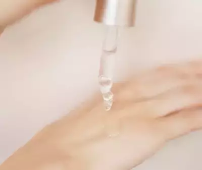 「年齢肌悩み」(※1)にアプローチ！再生医療研究から誕生、リシャインスキンケアブランド「Re/U」