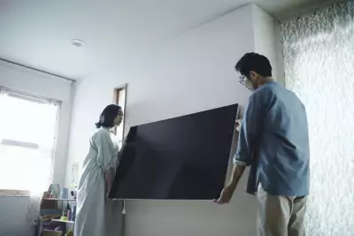 レイアウトに制限が多いテレビ、テーブル、ソファ…解決のカギは「テレビの置き方」にアリ！