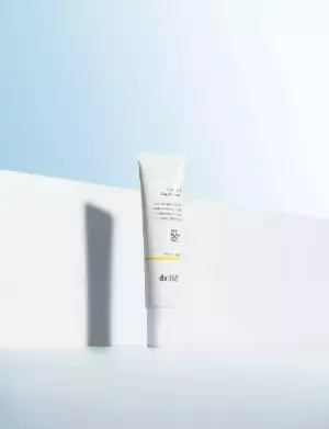 Wビタミン配合で毛穴・くすみ・ハリもケア！「dr365」低刺激UV美容液発売