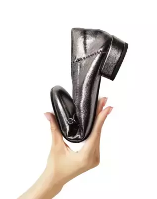 カジュアルにもビジネスにも使える！「fitfit」よりソフトな履き心地の女性向け全天候型シューズが新発売