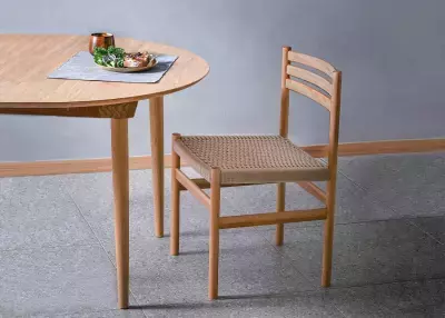 飛騨高山の木工房・オークヴィレッジ、軽くて使いやすい 新作椅子『Egretチェア』を2025年1月1日(水・祝)に発売