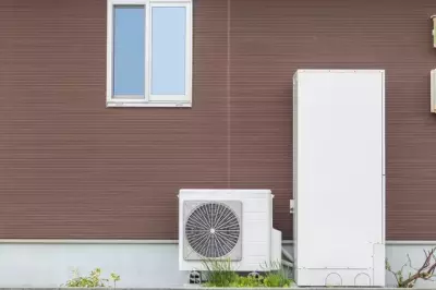 エアコンの室外機が近隣に影響？8人に1人以上が「隣家や近隣住宅の室外機が気になった経験あり」