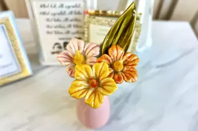 [ハンガリー発] 枯れない美しさを贈ろう！陶器フラワー2025年新作コレクション登場― 誕生日や母の日のギフトに最適 ―