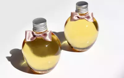 累計1万個販売した名品が復刻！「また使いたい」の声に応え リッチなテクスチャーのボディバスオイルが限定数量で再登場