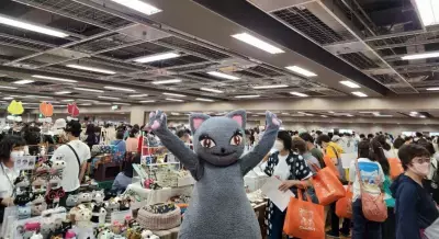 猫好きさんの祭典『にゃんだらけ18』が2025/4/12、13に開催！270以上の出展ブースや、シニア猫のよりよい生活を考えるトークショー、猫ネタお笑いライブなど、“猫愛”満載の2日間！