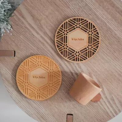 紀州檜 × 日本の伝統柄　長く愛せるサステナブルなコースターを発売