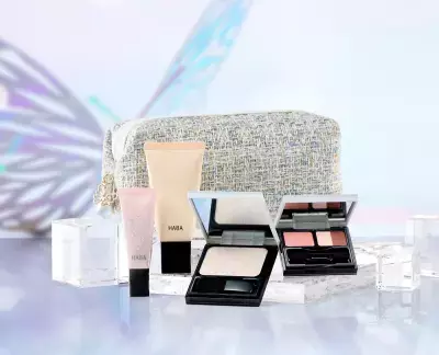 2025年10月20日(月)より数量限定新発売！今冬の限定コフレ『パピヨンプリズムコレクション』