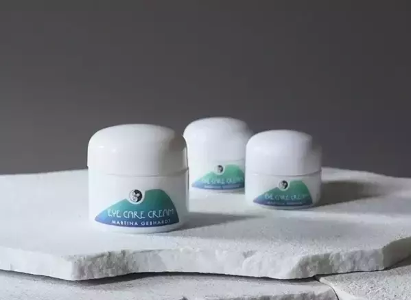 オーガニックスキンケア「マルティナ」の人気アイクリームに待望のBIGサイズ登場