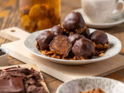 完熟南高梅をチョコレートでコーティングしたトリュフチョコレート　アールグレイが香る3ブランドコラボの新商品を2025年2月1日発売