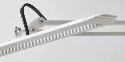 山田照明、デスクライトのヒット商品「Z-10」シリーズ最新機種『Z-10G』発売！光の質、操作性、すべてが進化