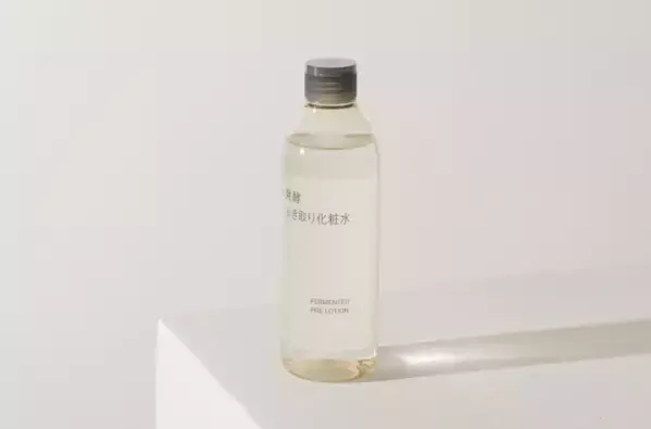 角質ケアとうるおい補給を両立！無印良品が「発酵ふき取り化粧水」新発売