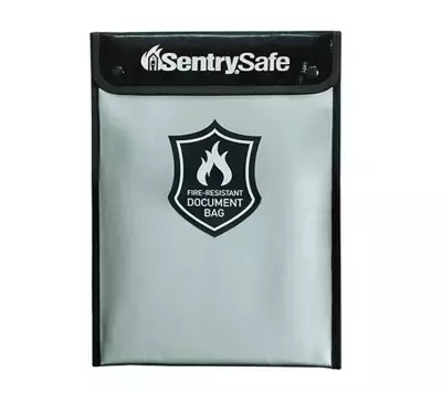 『耐火・耐水 あんしんポーチ』発売！モバイルバッテリーなどの爆発・発火対策に。耐火・耐水金庫で歴史を持つマスターロック・セントリーが開発