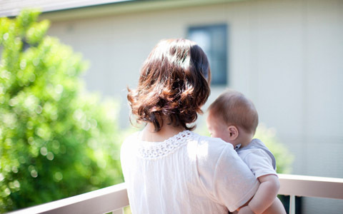 妊娠・出産で変化する親子関係