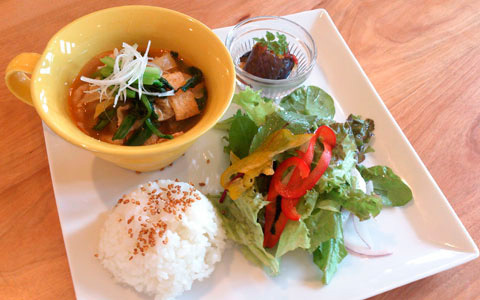 靴を脱いでくつろげる！ 恵比寿のキッズスペース付きカフェ『まきの木』