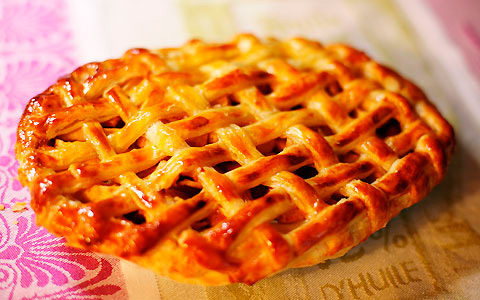 りんごを煮ずに作る簡単、美味しい、アップルパイ