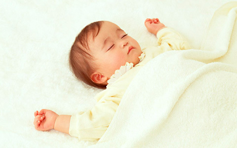 出産準備品を1万円に抑えて賢く揃える方法3つ