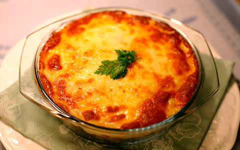 カルシウムたっぷり！ 残ったご飯で作る、おかかとしらすのさっぱり和風ドリア