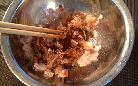 カルシウムたっぷり！ 残ったご飯で作る、おかかとしらすのさっぱり和風ドリア