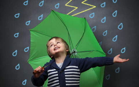 雨の日を子供と楽しく過ごすアイテム作り