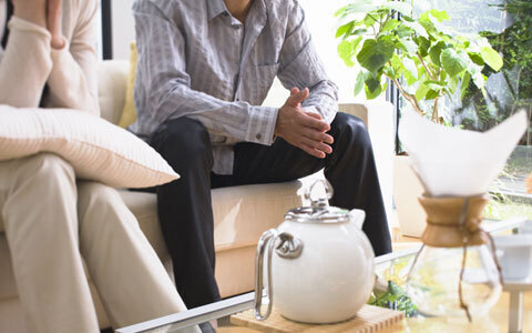 産後クライシスを避けるためには？ 夫との関係を見直す「家族育て」の方法