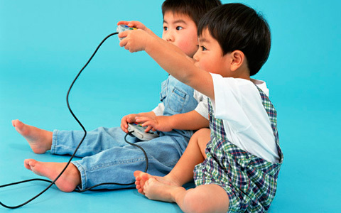 テレビにスマホにタブレット…上手に付き合えるかはママ次第【乳幼児編】