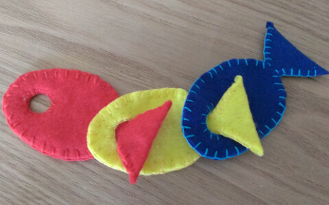 指先遊び手作り知育玩具「お魚フエルト」