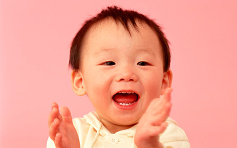 手作り知育おもちゃ　簡単穴落とし