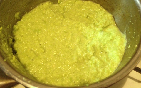 夏はやっぱり枝豆！ 子どももママも美味しい、ずんだ白玉の子供のおやつレシピ