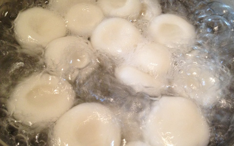 夏はやっぱり枝豆！ 子どももママも美味しい、ずんだ白玉の子供のおやつレシピ