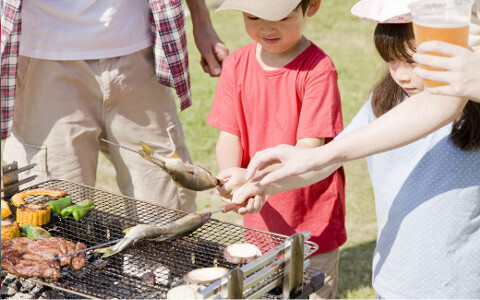 子供とのバーベキューやアウトドアでのママのおでかけファッション